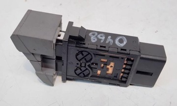40110 PŘEPÍNAČE STĚRAČE 2.0 GSX 100 2004 KIA CARENS I (FC)