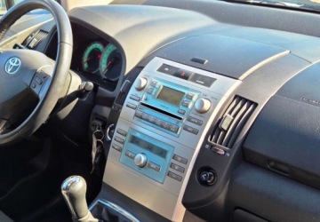 Toyota Corolla Verso E120 1.8 VVT-i 130KM 2006 Toyota Corolla Verso 1,8 Ben 130 KM 1.8 Benzyna 130KM, zdjęcie 9