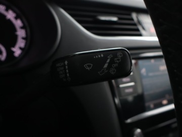 Skoda Octavia III Liftback Facelifting 1.6 TDI 115KM 2018 Skoda Octavia 1.6 TDI, Salon Polska, Klima, zdjęcie 20