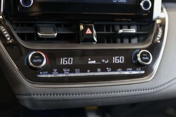 Toyota Corolla XII Sedan 1.8 Hybrid 122KM 2019 Toyota Corolla 1.8 Hybrid Executive 1.8 Hybryda 122KM, zdjęcie 21