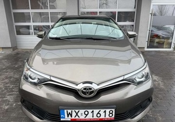 Toyota Auris II Hatchback 5d Facelifting 1.33 Dual VVT-i 99KM 2016 Toyota Auris salon Polska, serwis ASO Toyota, 58 tys km, czujniki park., G, zdjęcie 1
