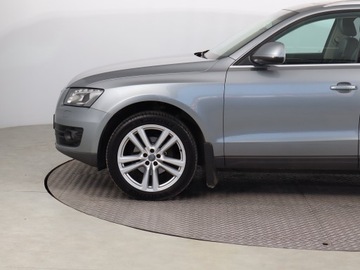 Audi Q5 I SUV 2.0 TDI 170KM 2010 Audi Q5 2.0 TDI, Salon Polska, 167 KM, 4X4, zdjęcie 13