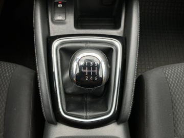 Nissan Qashqai II Crossover 1.2 DIG-T 115KM 2017 Nissan Qashqai ! Klimatyzacja ! Czujniki Parkowani, zdjęcie 20