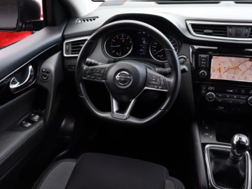 Nissan Qashqai II Crossover Facelifting 1.3DIG-T 140KM 2019 Nissan Qashqai 1.3 DIG-T, Salon Polska, zdjęcie 6