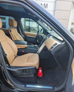 Land Rover Discovery V Terenowy Facelifting 3.0D I6 249KM 2023 Land Rover Discovery Discovery MY23.5 3.0D I6 249 PS AWD Auto R-Dynamic SE, zdjęcie 15