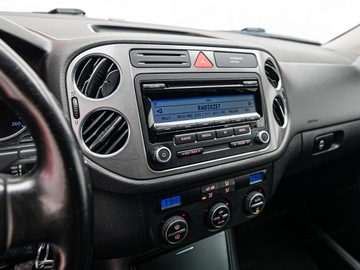 Volkswagen Tiguan I 2009 VOLKSWAGEN Tiguan 2.0 TDI Style Suv 140KM 2009, zdjęcie 13