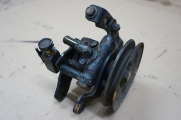 NISSAN TERRANO II ČERPADLO SERVA 2,7 TDI (125KM)