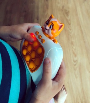 ЭЛЕКТРИЧЕСКАЯ АНТИСТРЕССОВАЯ ИГРА POP IT