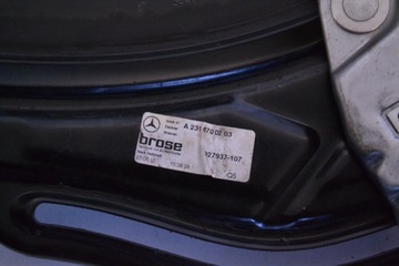 MERCEDES SL400 ZVEDÁK OKNO ZADNÍ PRAVÝ R231 2016 RHD