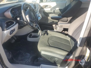 Chrysler Voyager V 2020 Chrysler Voyager 2020 r., 3,6 L LX 3.6 Benzyna 287KM, zdjęcie 8