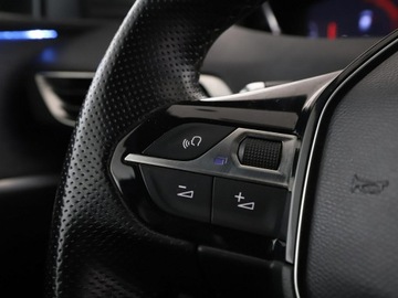 Peugeot 5008 II Crossover 1.2 PureTech 130KM 2020 Peugeot 5008 GT automat skóra 7-osob. virtual, zdjęcie 31