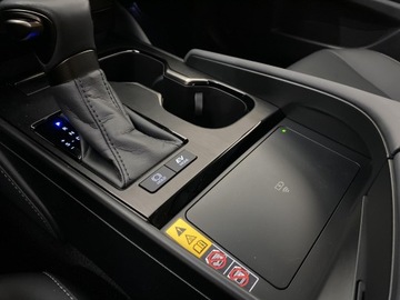 Lexus ES VII (XV70) Sedan Facelifting 300h 218KM 2024 Lexus ES 300h Business Edition, zdjęcie 15