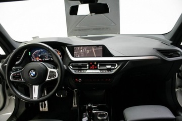 BMW Seria 2 G42-U06 Gran Coupe 1.5 216d 116KM 2023 BMW Seria 2 (Wszystkie) Seria 2 (Wszystkie) Salon, zdjęcie 13
