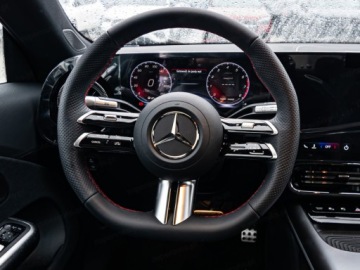 Mercedes CLA C118/X118 2026 MERCEDES-BENZ CLA 200 AMG Line Sedan 1.5 (163KM) 2026, zdjęcie 8