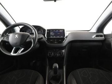 Peugeot 2008 I SUV Facelifting 1.6 BlueHDi 99KM 2017 Peugeot 2008 Czujniki, Navi, Tempomat, Bluetooth,, zdjęcie 14