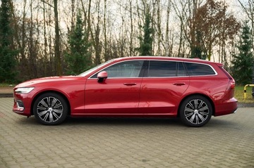 Volvo V60 II  Kombi 2.0 T5 250KM 2019 MEGA KOLOR __JASNE SKÓRY __SUPER PEDANTYCZNY STAN_, zdjęcie 7
