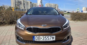 Kia Ceed II 2016 Kia Ceed Wzorowa Klimatronik - Navi - Kamera Benzyna 100KM, zdjęcie 1