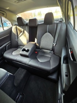 Toyota Camry IX Sedan 2.5 Hybrid Dynamic Force 218KM 2023 Toyota Camry Toyota Camry 2.5 Hybrid Comfort CVT FV23 Gwarancja Salon PL, zdjęcie 23