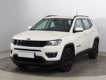 Jeep Compass II SUV 1.4 MultiAir 140KM 2018 Jeep Compass 1.4 MultiAir, Salon Polska, zdjęcie 1