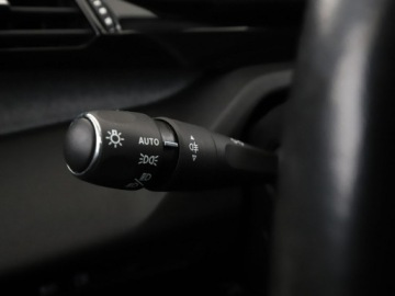 Peugeot 308 III Hatchback Plug-In 1.6 Hybrid 180KM 2022 Peugeot 308 PHEV półskóra i-cocpit navi klima, zdjęcie 37