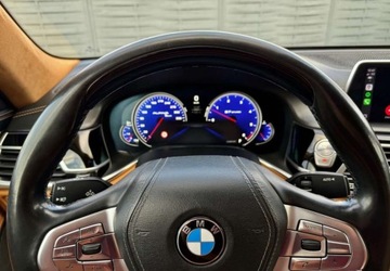 BMW Seria 7 G11-G12 Sedan 740d 320KM 2016 BMW Seria 7 BMW Seria 7 740d xDrive 3.0 Diesel 320KM, zdjęcie 21