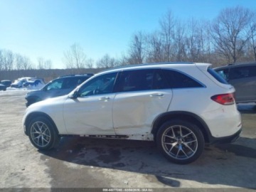 Mercedes GLC C253 2021 Mercedes-Benz GLC 300 4Matic 2021, 2.0L R4 255KM, auto odpala i jezdzi, od, zdjęcie 8