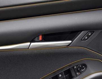 ДЕКОРАТИВНАЯ ПОЛОСКА, ПРИЖИМАННАЯ В ЗАЗОРЫ Цвет: Золотая декоративная лента для автомобиля