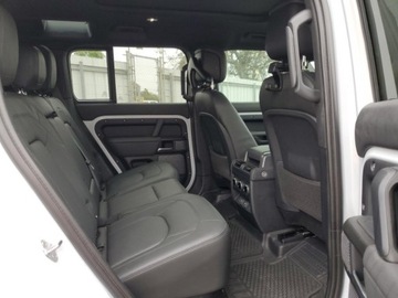 Land Rover Defender IV (L663) 2023 Land Rover Defender 110 2023 5.0l 5.0 Benzyna 518KM, zdjęcie 10