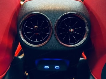 Mercedes CLA C118/X118 2025 MERCEDES-BENZ CLA 220 4-Matic AMG Line 1.5 (190KM) 2025, zdjęcie 11