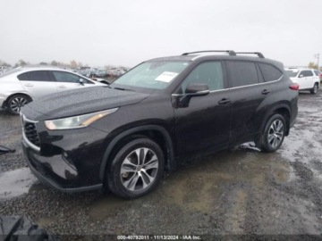 Toyota Highlander III 2021 Toyota Highlander 2021r,. XLE, od ubezpieczalni 3.5 Benzyna 295KM, zdjęcie 2
