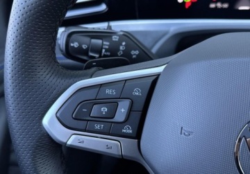 Volkswagen Passat B8 Variant Facelifting 2.0 TDI SCR 150KM 2025 Volkswagen Passat Variant R-Line 2.0TDI 150KM DSG Matrix Hak Masaz Keyless, zdjęcie 19