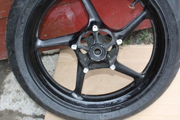 Передний обод Yamaha R1 RN12 04-06