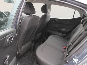 Hyundai i10 III Hatchback Facelifting 1.0 MPI 67KM 2024 Hyundai i10 6 000 km, 2024 – miejski ideał czeka na nowego właściciela., zdjęcie 9