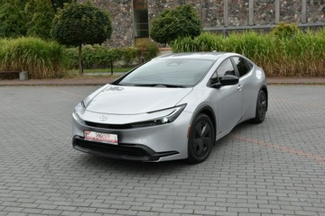 Toyota Prius V (XW60) 2024 Toyota Prius AWD 2.0Hybrid 223KM 2024r. 4x4 FullLE, zdjęcie 18