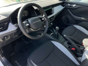 Skoda Scala Hatchback Facelifting 1.5 TSI 150KM 2025 Skoda Scala Selection 1.5 TSI 110 kW (150 KM) 6-bieg. man. WYPRZEDAZ 2025, zdjęcie 7