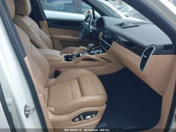 Porsche Cayenne III 2020 Porsche Cayenne 2020r., 4x4, 3.0L 3.0 Benzyna 335KM, zdjęcie 6