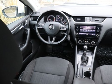 Skoda Octavia III Kombi Facelifting 1.4 TSI 150KM 2017 Skoda Octavia 1.4 TSI, Salon Polska, Serwis ASO, zdjęcie 6
