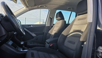 Volkswagen Tiguan I SUV 2.0 TDI CR DPF 140KM 2009 Volkswagen Tiguan 4 motion automat, zdjęcie 15
