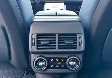 Land Rover Range Rover Velar SUV 2.0 SD4 240KM 2017 Land Rover Range Rover Velar Land Rover Range Rover Velar 2.0 SD4 R-Dynami, zdjęcie 25