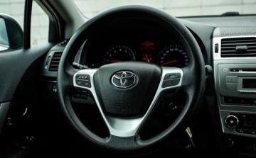 Toyota Avensis III Wagon Facelifting 1.8 Valvematic 147KM 2014 Toyota Avensis 1.8 benzyna 147KM LIFT po serwisie bezwypadkowy 1.8 Benzyna, zdjęcie 31