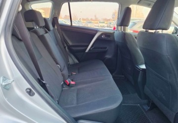 Toyota RAV4 IV MPV Valvematic 150 152KM 2015 Toyota RAV4 2,0 152km Benzyna 4x4 Automat 2.0 Benzyna 152KM, zdjęcie 30