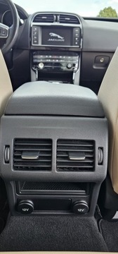 Jaguar XE 2017 Jaguar XE Jaguar XF 35T AWD Premium, 380 KM, stan b.dobry., zdjęcie 21