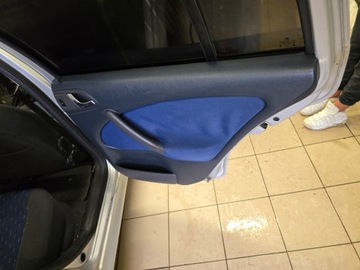 BOCZEK DRZWI TAPICERKA DRZWI PRZÓD TYŁ SKODA OCTAVIA 1996-2010