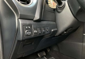 Toyota Auris II Touring Sports Hybrid 135 136KM 2014 Toyota Auris Toyota Auris 1.8 Hybryda 136KM, zdjęcie 29