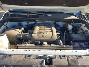 Toyota Tundra II 2021 Toyota Tundra 2021r., SR5, od ubezpieczalni 5.7 Benzyna 381KM, zdjęcie 11