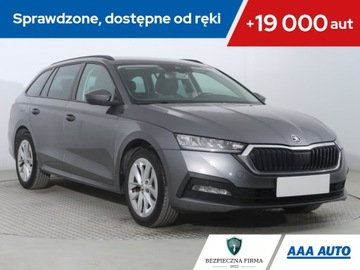 Skoda Octavia IV Kombi 2.0 TDI 115KM 2022 Skoda Octavia 2.0 TDI, Salon Polska