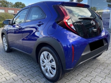 Toyota Aygo X 1.1 VVT-i 72KM 2025 Od ręki - Comfort 1.0 benzyna 72KM | Tempomat adaptacyjny!, zdjęcie 3