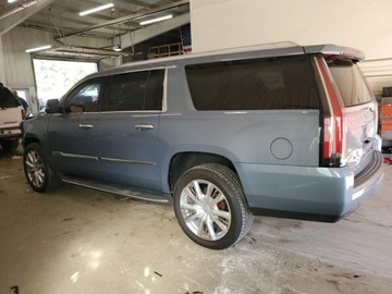 Cadillac Escalade III 2016 Cadillac Escalade Esv Luxury 2016 6.2l 6.2 Benzyna 420KM, zdjęcie 1
