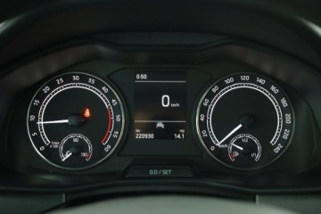 Skoda Scala Hatchback 1.6 TDI 115KM 2020 Skoda Scala 1.6 TDI, Salon Polska, Klima, zdjęcie 7