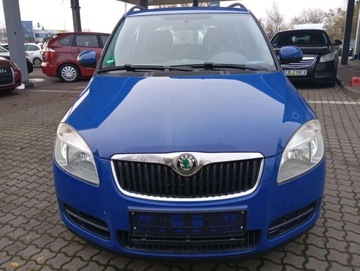 Skoda Fabia II Kombi 1.2 70KM 2008 Skoda Fabia 1.2 Combi PROSTA benzyna KLIMATYZACJA 157 tys. przebiegu 1.2, zdjęcie 31